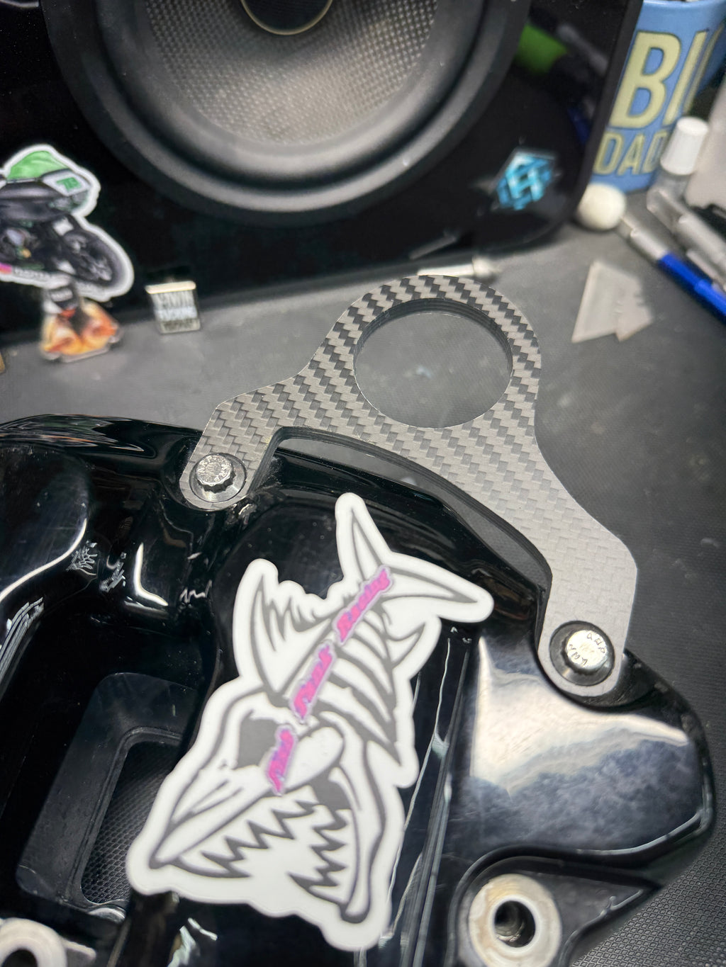 FTR 76 carbon fiber oil pressure gauge bracket for Harley M8
