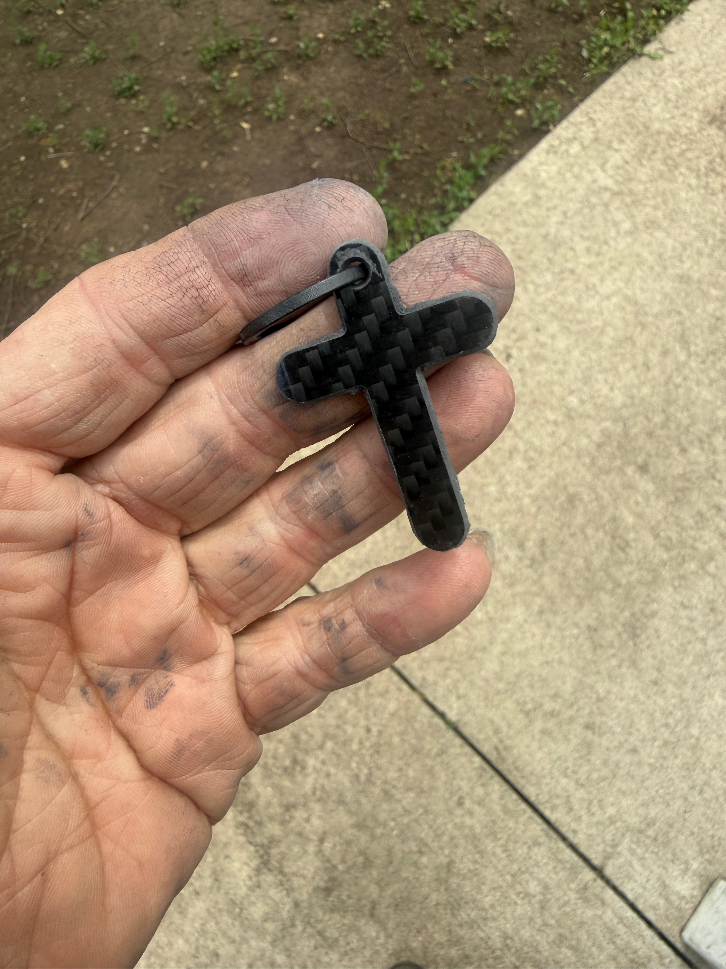 FTR 76 carbon fiber cross keychain